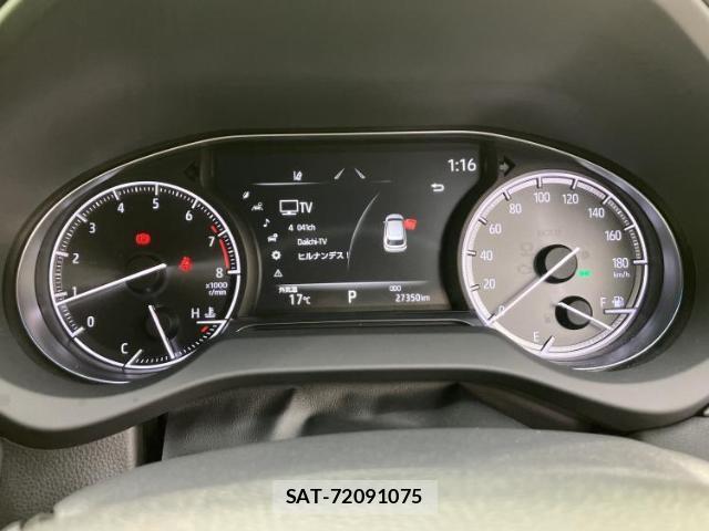 Toyota HARRIER 2022-04 8221819-13