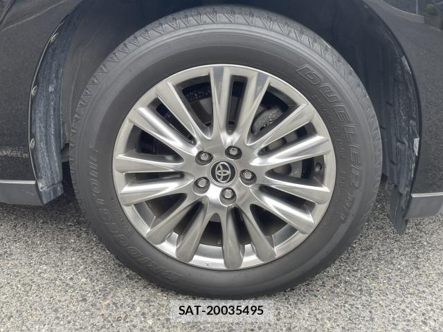 Toyota HARRIER 2018-03 8222060-8
