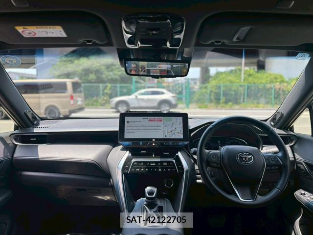Toyota HARRIER 2024-04 8222953-13
