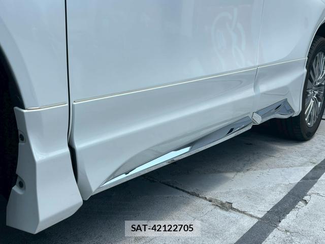 Toyota HARRIER 2024-04 8222953-2