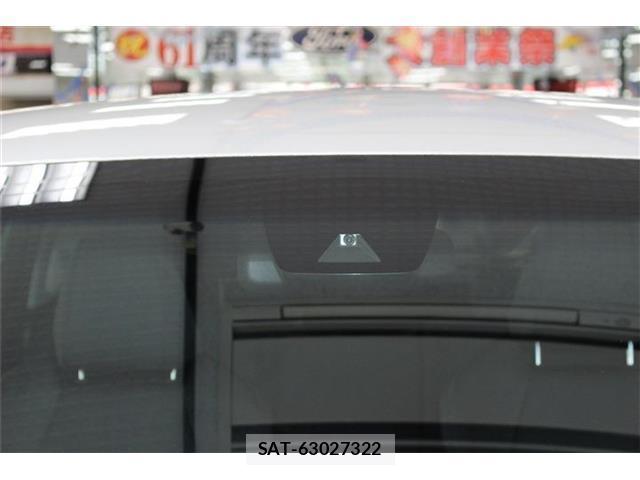 Toyota HARRIER 2023-06 8223095-14