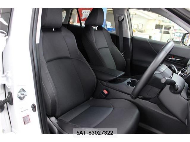 Toyota HARRIER 2023-06 8223095-9
