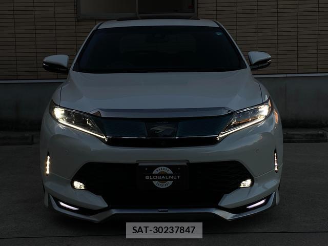Toyota HARRIER 2017-07 8223441-18