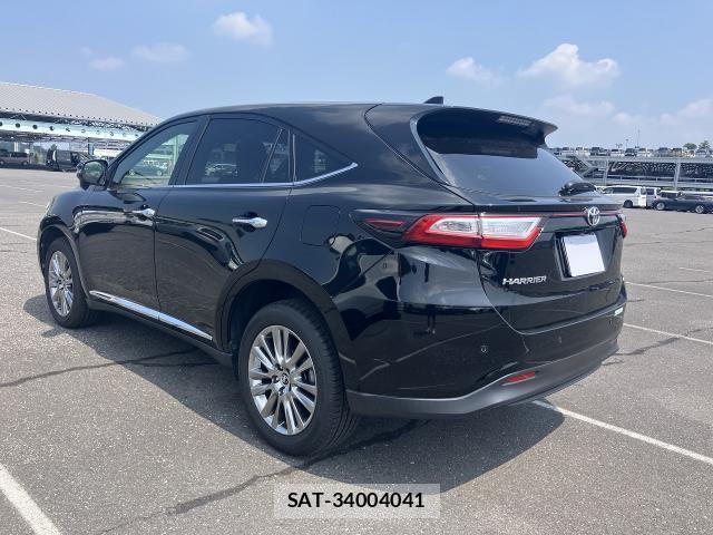 Toyota HARRIER 2019-05 8224086-1