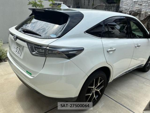Toyota HARRIER 2016-07 8224407-1