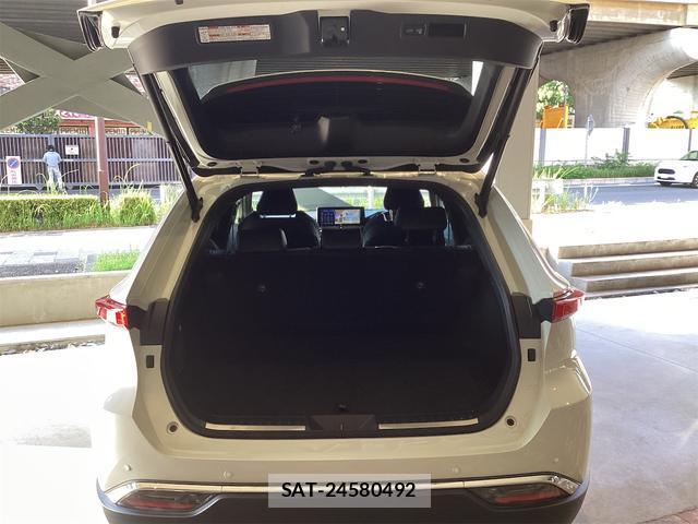 Toyota HARRIER 2021-06 8224524-17
