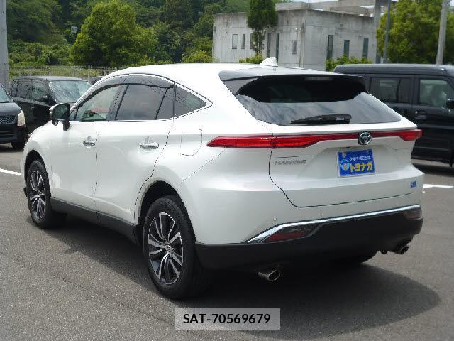 Toyota HARRIER 2022-09 8224829-9