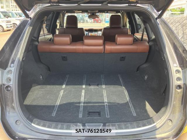 Toyota HARRIER 2017-11 8225523-7