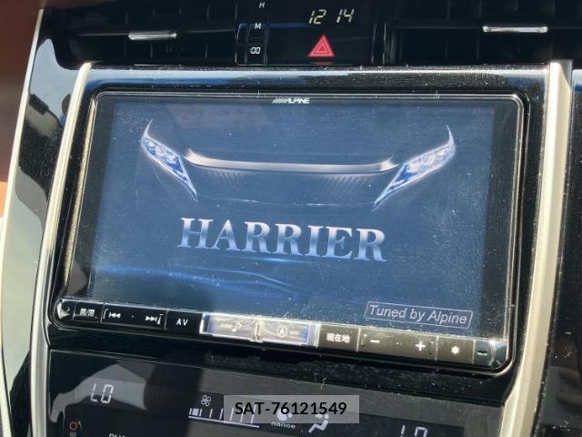 Toyota HARRIER 2017-11 8225523-8