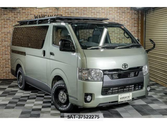 Toyota HIACE VAN 2021-10 8216131-2