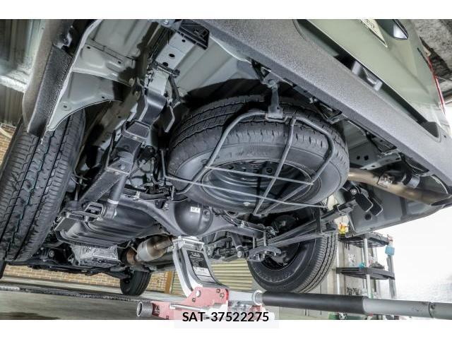 Toyota HIACE VAN 2021-10 8216131-8