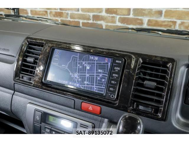 Toyota HIACE VAN 2022-02 8216138-11