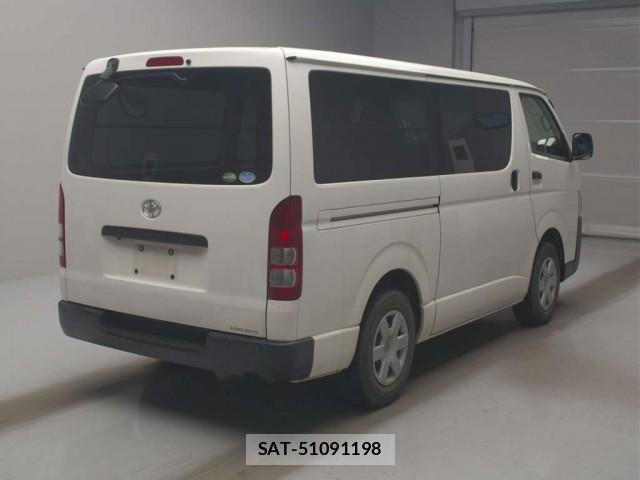 Toyota HIACE VAN 2018-06 8216478-1