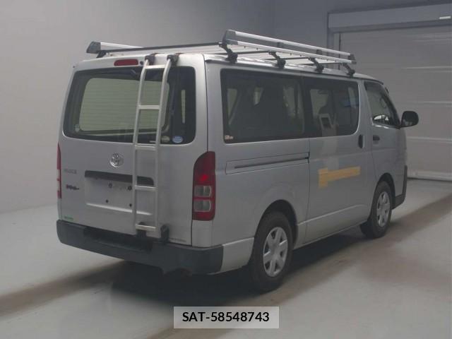 Toyota HIACE VAN 2015-07 8216482-1