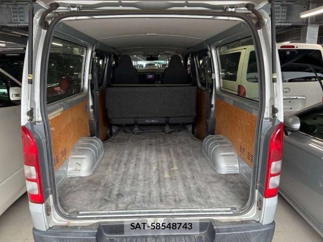 Toyota HIACE VAN 2015-07 8216482-2