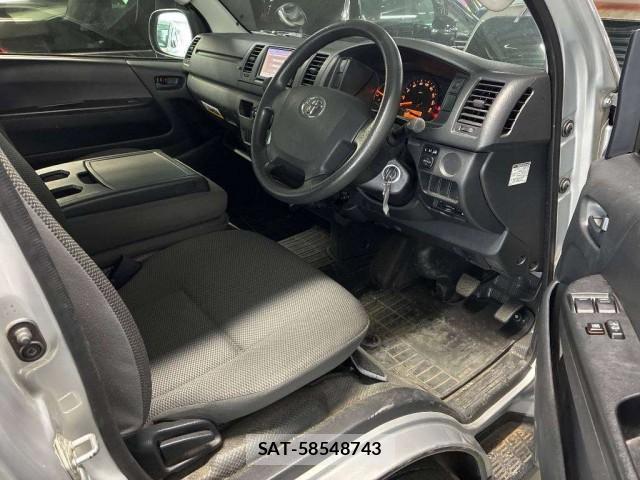 Toyota HIACE VAN 2015-07 8216482-3