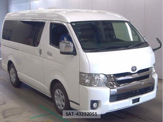Toyota HIACE VAN 2018-01 8216488-0