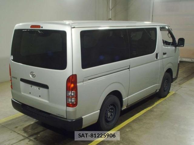 Toyota HIACE VAN 2021-05 8216489-1