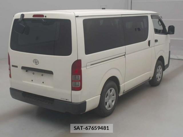 Toyota HIACE VAN 2021-07 8216490-1