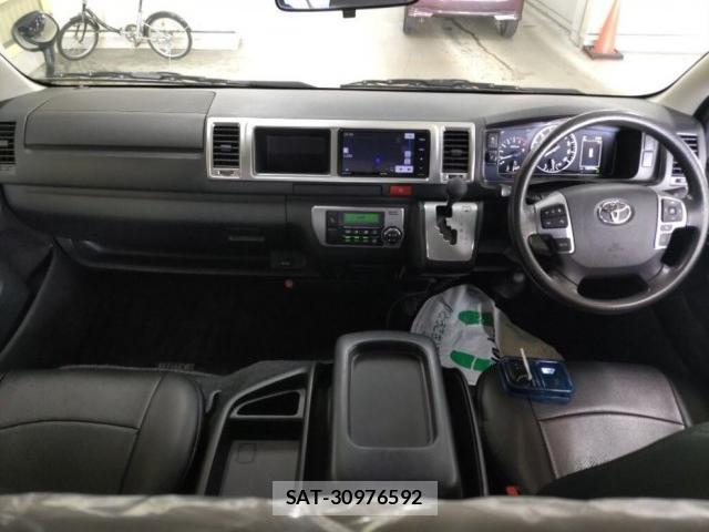 Toyota HIACE VAN 2021-02 8216524-3