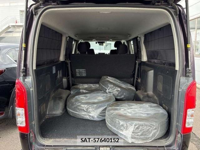 Toyota HIACE VAN 2021-02 8216530-2