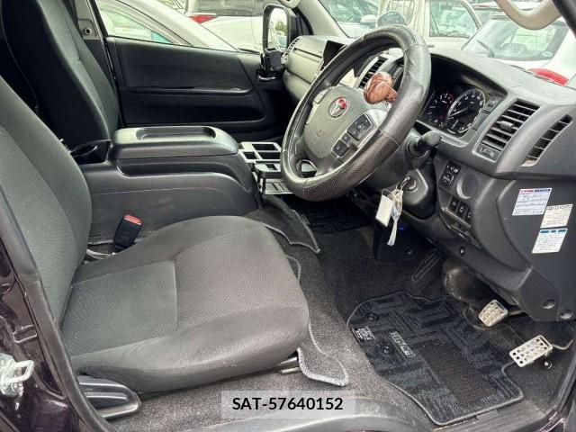 Toyota HIACE VAN 2021-02 8216530-3