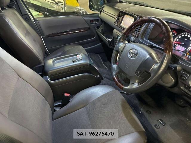 Toyota HIACE VAN 2019-06 8216541-3