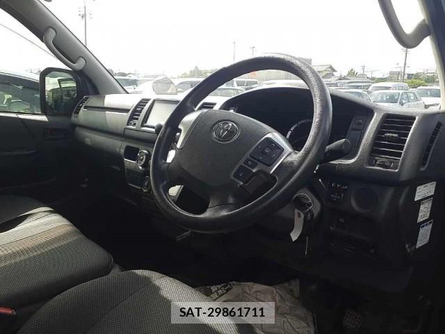 Toyota HIACE VAN 2021-07 8216547-3
