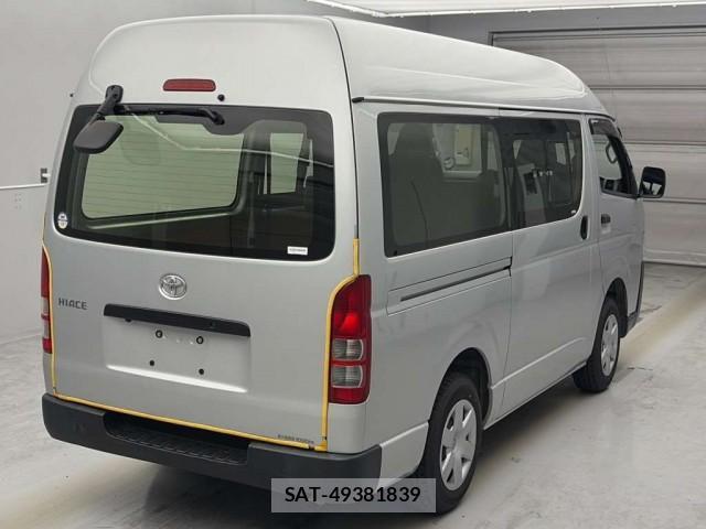 Toyota HIACE VAN 2021-03 8216550-1