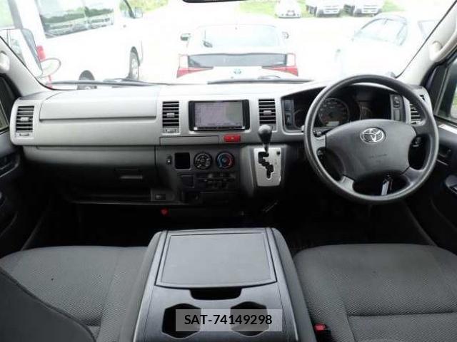 Toyota HIACE VAN 2014-01 8216551-3