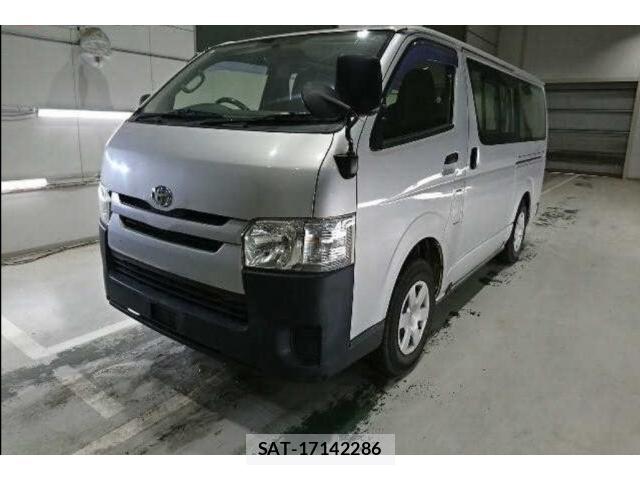 Toyota HIACE VAN 2015-06 8216552-0
