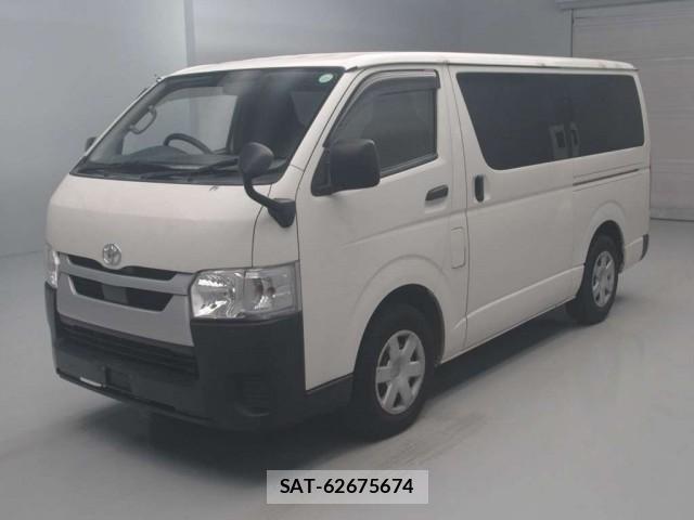 Toyota HIACE VAN 2021-06 8216554-0