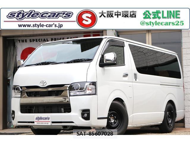Toyota HIACE VAN 2026-04 8218769-0