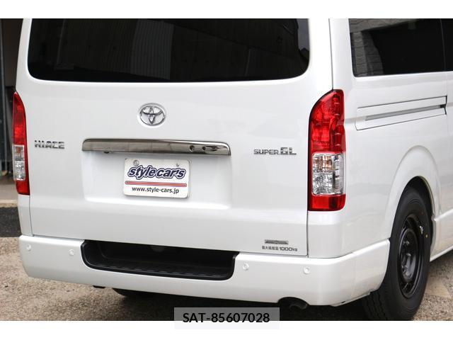 Toyota HIACE VAN 2026-04 8218769-12