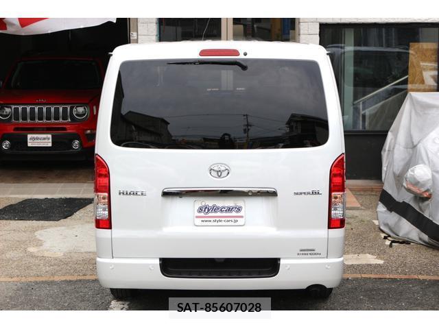Toyota HIACE VAN 2026-04 8218769-16