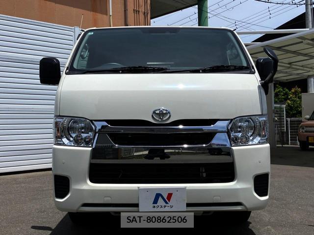 Toyota HIACE VAN 2025-10 8219322-14