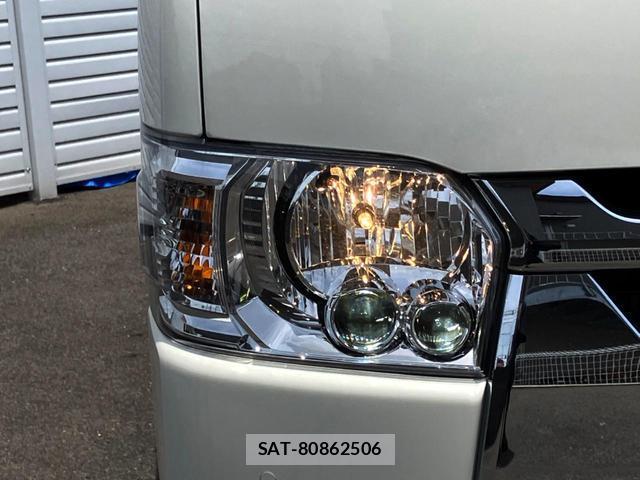 Toyota HIACE VAN 2025-10 8219322-16