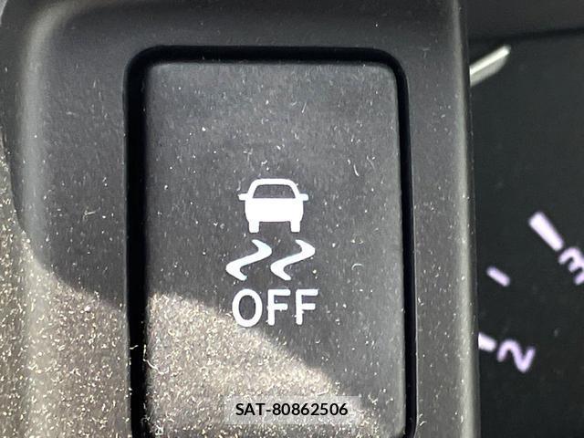 Toyota HIACE VAN 2025-10 8219322-5