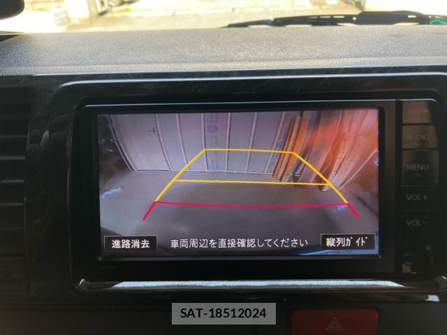 Toyota HIACE VAN 2015-06 8220070-17