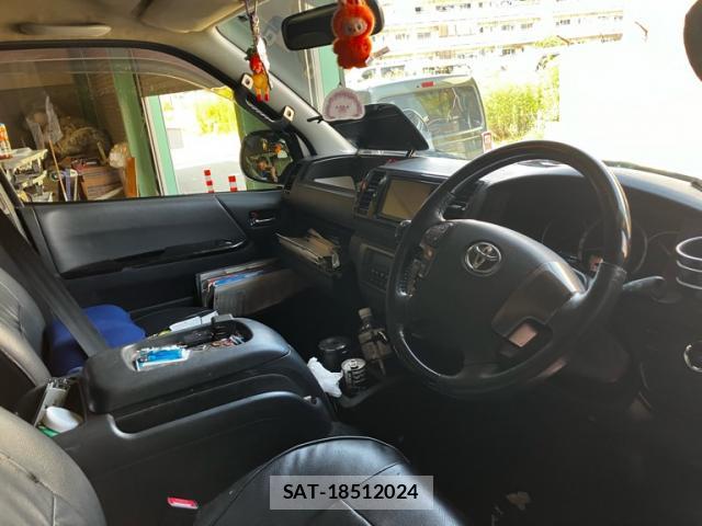 Toyota HIACE VAN 2015-06 8220070-9