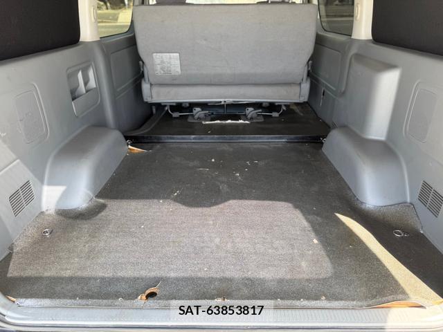 Toyota HIACE VAN 2009-12 8220299-10