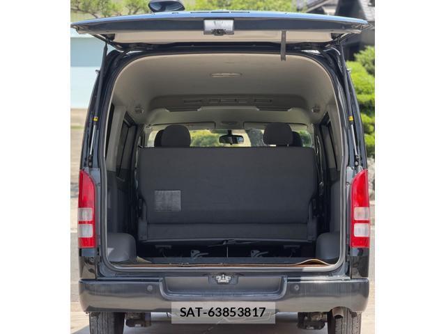 Toyota HIACE VAN 2009-12 8220299-7