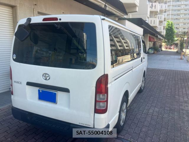 Toyota HIACE VAN 2008-10 8220626-1