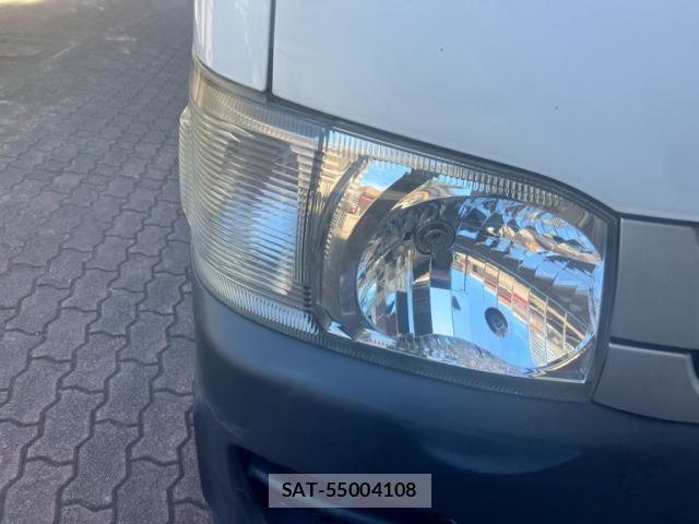 Toyota HIACE VAN 2008-10 8220626-2