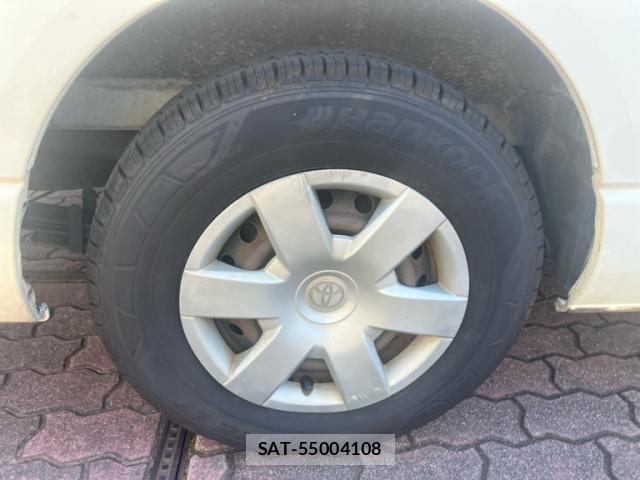 Toyota HIACE VAN 2008-10 8220626-3
