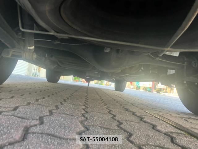 Toyota HIACE VAN 2008-10 8220626-4