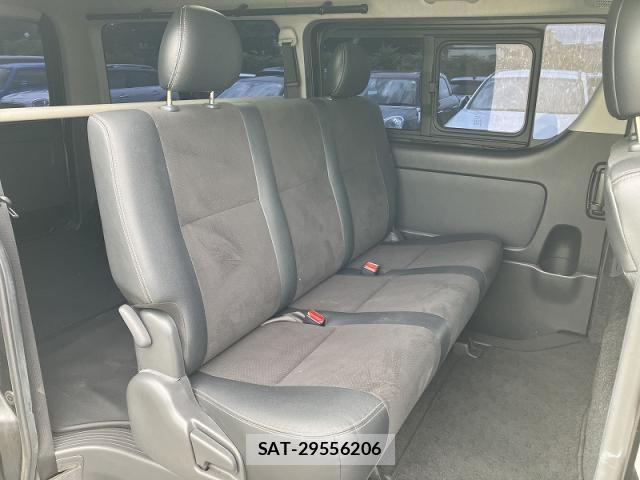Toyota HIACE VAN 2017-09 8220743-5
