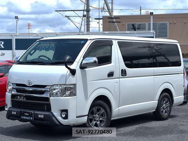Toyota HIACE VAN 2015-06 8220870-0