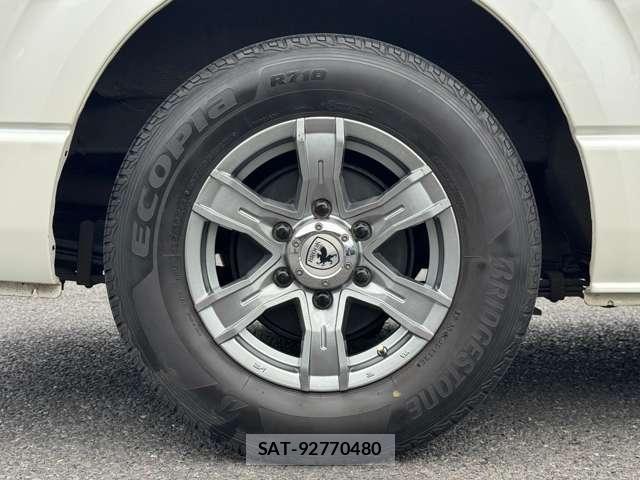 Toyota HIACE VAN 2015-06 8220870-19