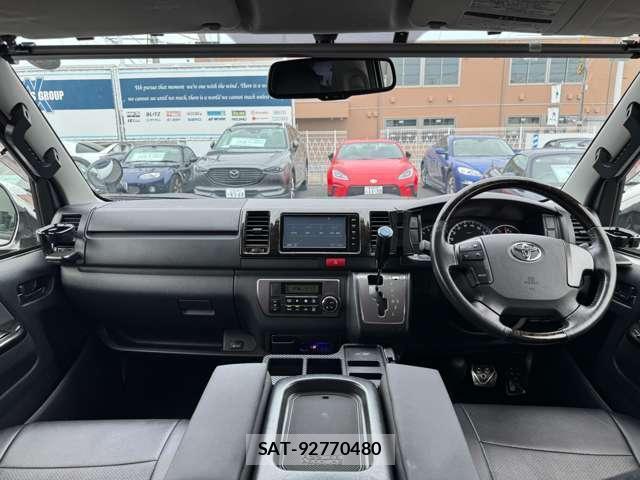 Toyota HIACE VAN 2015-06 8220870-2